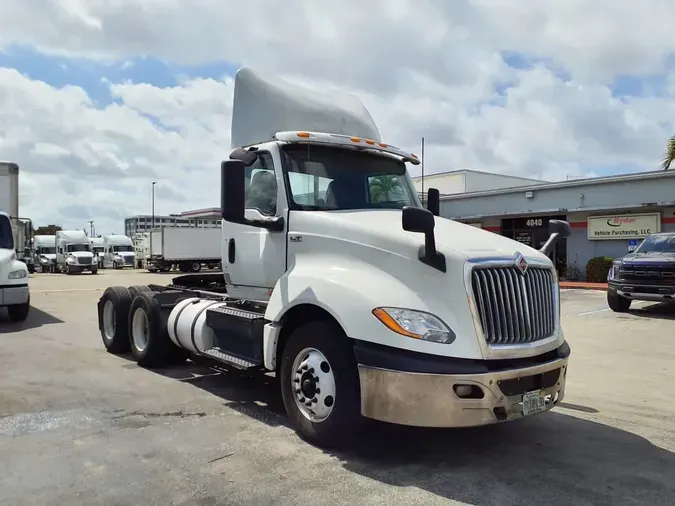 2018 NAVISTAR INTERNATIONAL LT625 DAYCAB T/A20848e7d8df890fbf9319945120e55ef