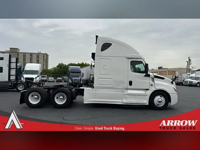 2020 FREIGHTLINER CA126
