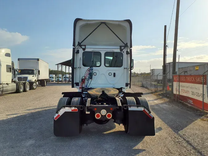 2019 FREIGHTLINER/MERCEDES NEW CASCADIA 126