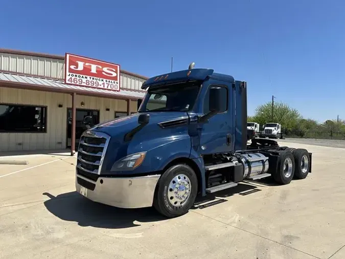 2019 FREIGHTLINER CASCADIA 126208a17872a36e26b667bb9b64e9d53e6