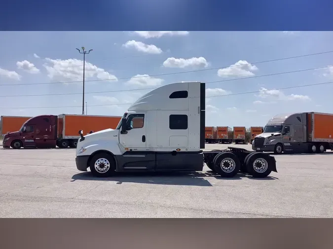 2022 International LT208bcb809a82474ef49fead2d2a73404