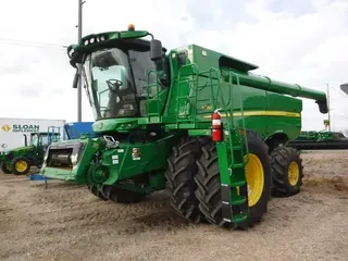 2019 John Deere S780