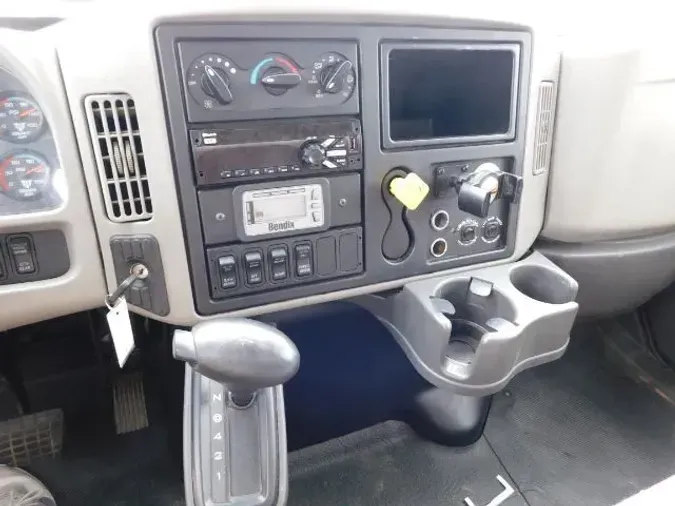 2018 International DuraStar 4300