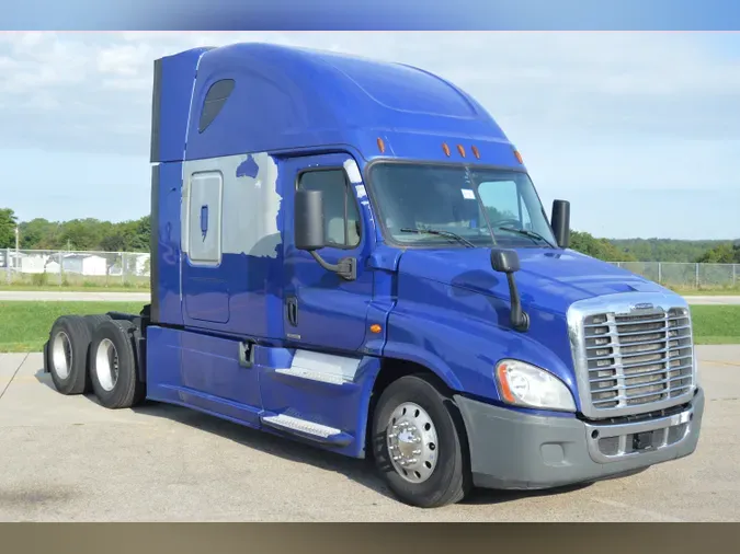 2017 FREIGHTLINER CASCADIA