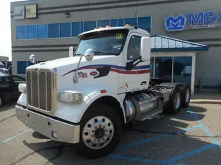 2017 PETERBILT 567