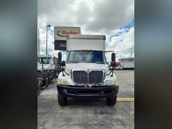 2018 NAVISTAR INTERNATIONAL 4300 LP