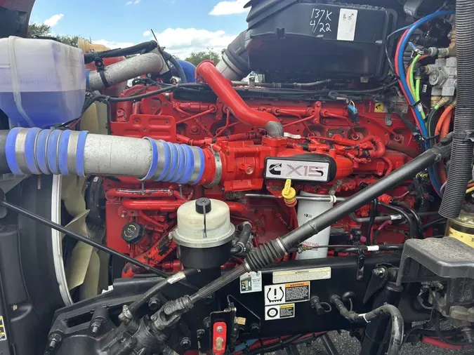 2022 Peterbilt 579