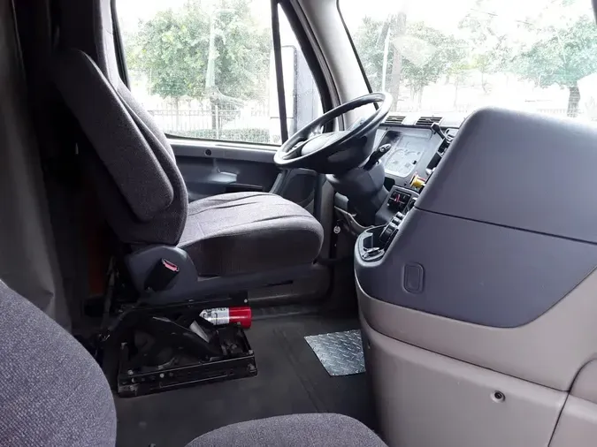 2018 FREIGHTLINER CASCADIA 125