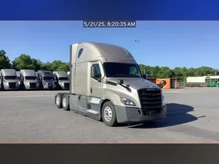 2021 Freightliner Cascadia