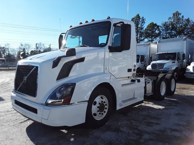 2017 VOLVO VNL64TRACTOR20a2113043333230ee4722729e088d94