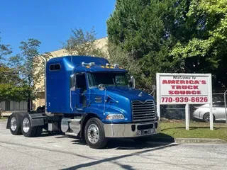 2016 MACK CXU613