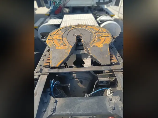 2018 FREIGHTLINER/MERCEDES CASCADIA 113