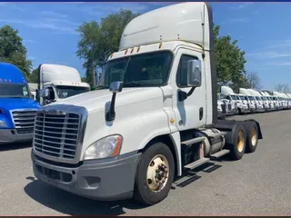 2020 FREIGHTLINER CASCADIA 125