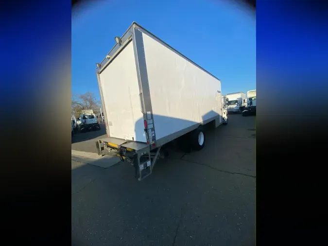 2018 NAVISTAR INTERNATIONAL 4300 LP