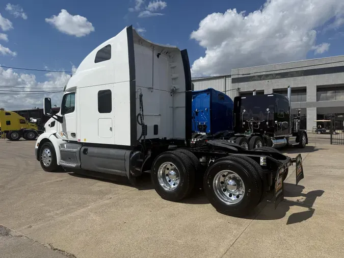 2021 Peterbilt 579