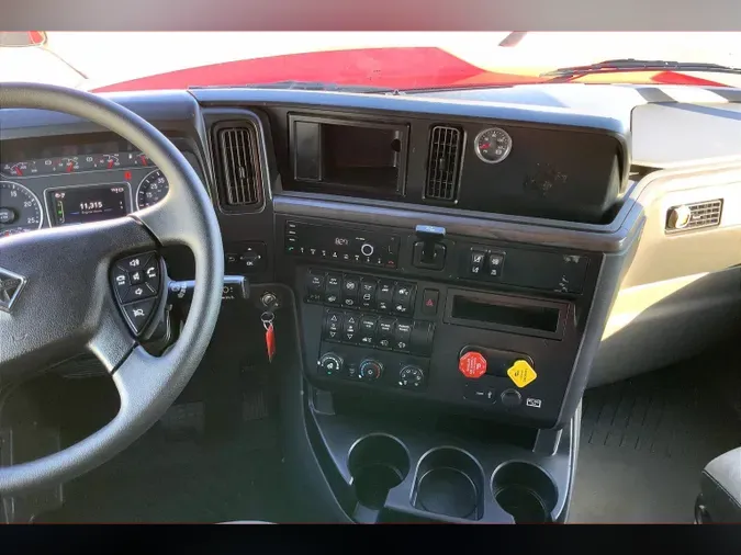 2023 INT LT625 6X420b2d7a611879f07d5cc8c59cc77fd34