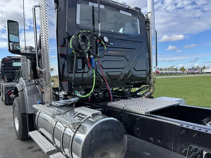 2026 International HX520