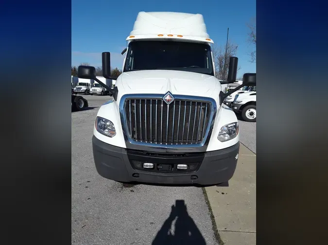 2020 NAVISTAR INTERNATIONAL LT625 SLPR CAB