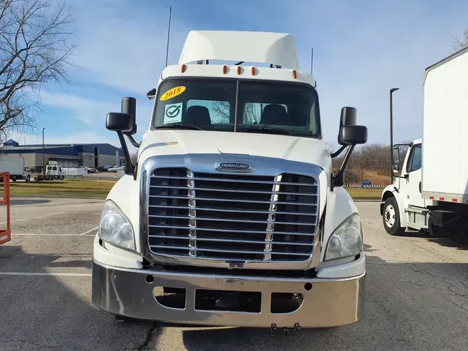 2018 FREIGHTLINER/MERCEDES CASCADIA 125