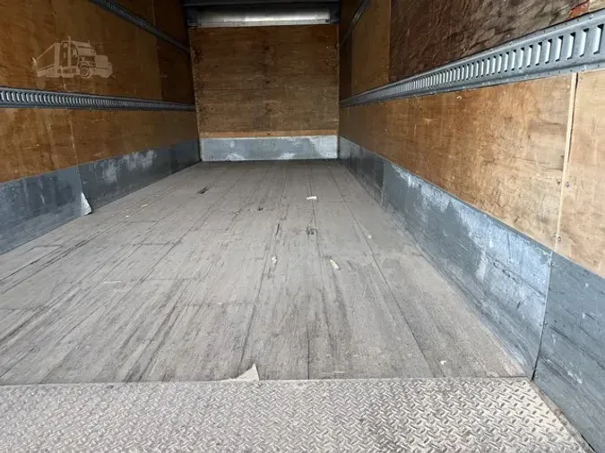 2018 INTERNATIONAL DURASTAR 4300