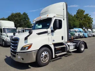 2019 FREIGHTLINER NEW CASCADIA 126