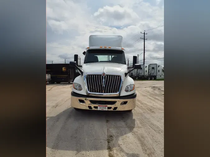 2019 NAVISTAR INTERNATIONAL LT625 DAYCAB T/A