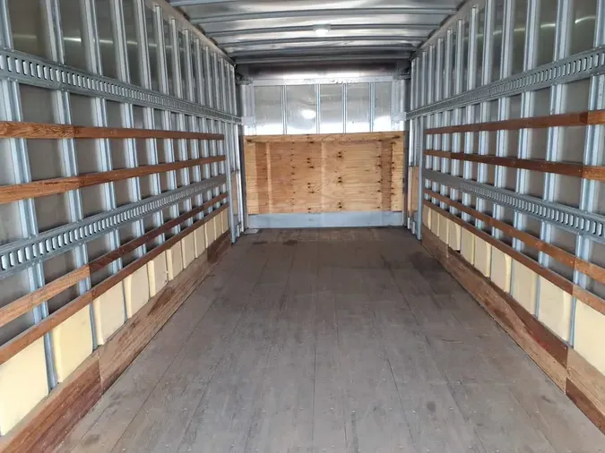 2019 FREIGHTLINER/MERCEDES M2 106