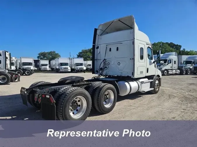 2020 FREIGHTLINER CA116