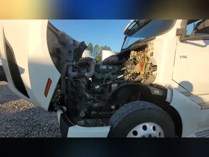 2019 Volvo VNL300