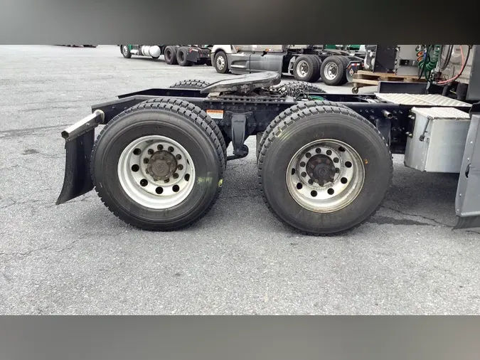 2022 Freightliner Cascadia 126