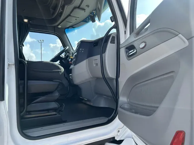 2021 Peterbilt 579