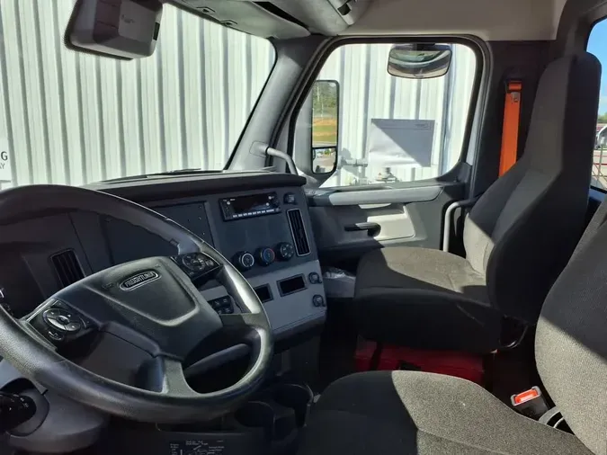 2022 FREIGHTLINER CASCADIA PX12642ST