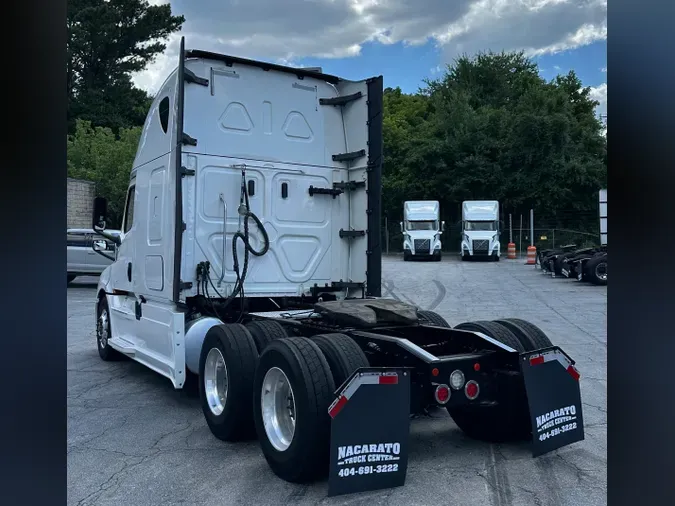 2019 Freightliner Cascadia 126