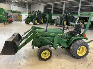1995 John Deere 670
