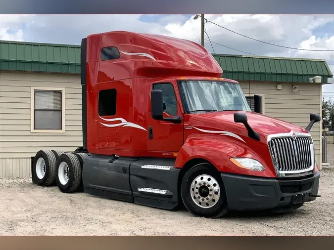 2023 INT LT625 6X420df607cfc77a59a751368977612a957