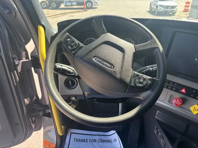 2021 FREIGHTLINER Cascadia 126