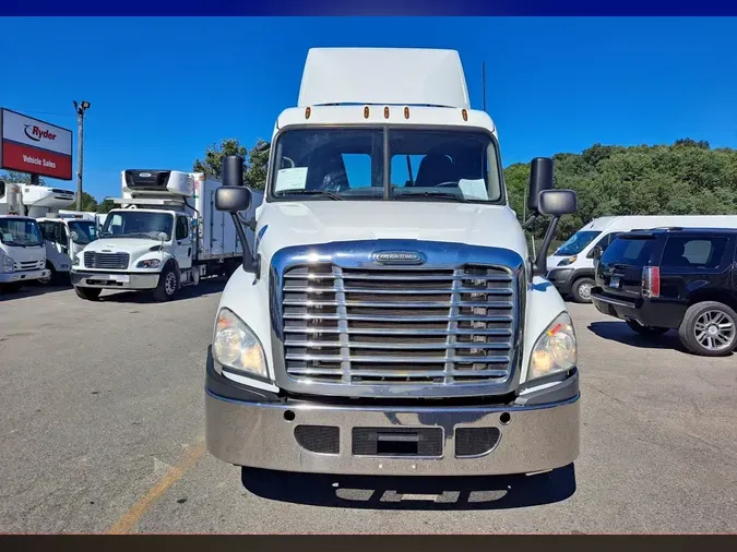 2020 FREIGHTLINER/MERCEDES CASCADIA 12520e0aa56851b2c9c403d1ac7dcc819fa