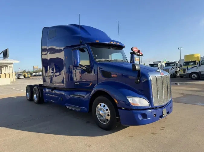 2022 Peterbilt 579