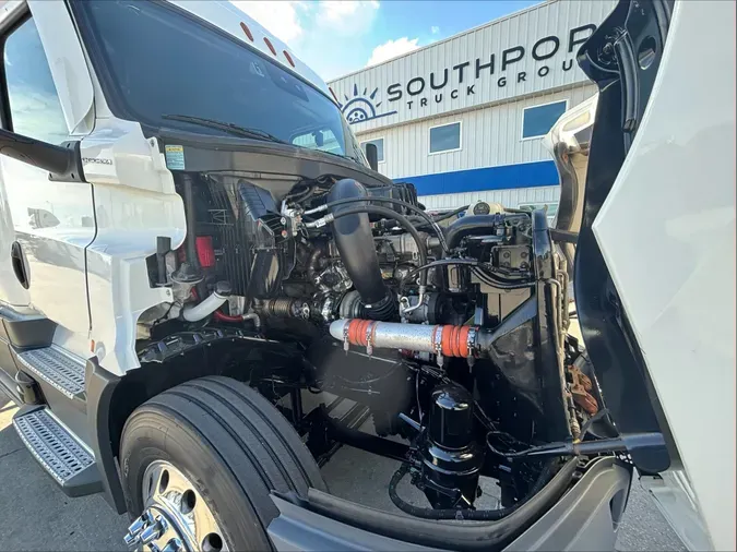 2023 Freightliner Cascadia 12620e72f7036f1a7723a33e8ffd0d437ff