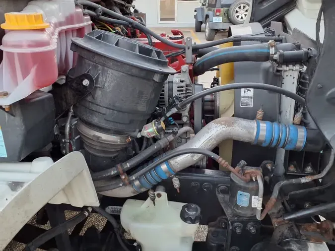 2020 FREIGHTLINER/MERCEDES M2 106