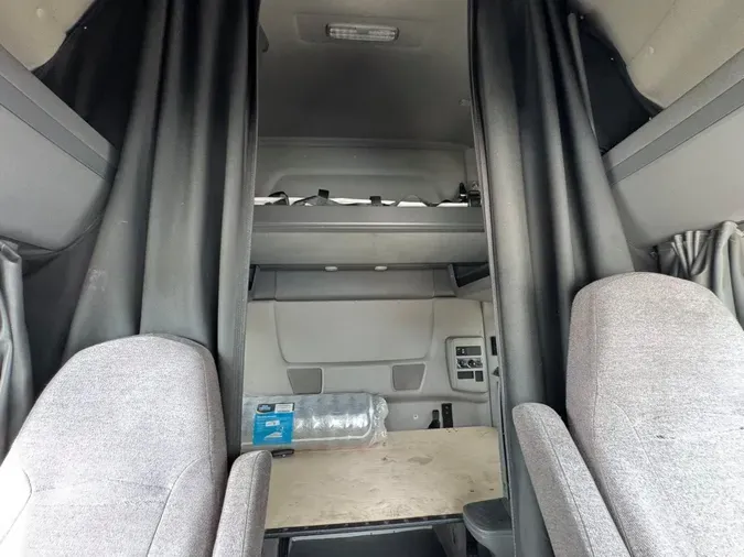 2020 International LT625