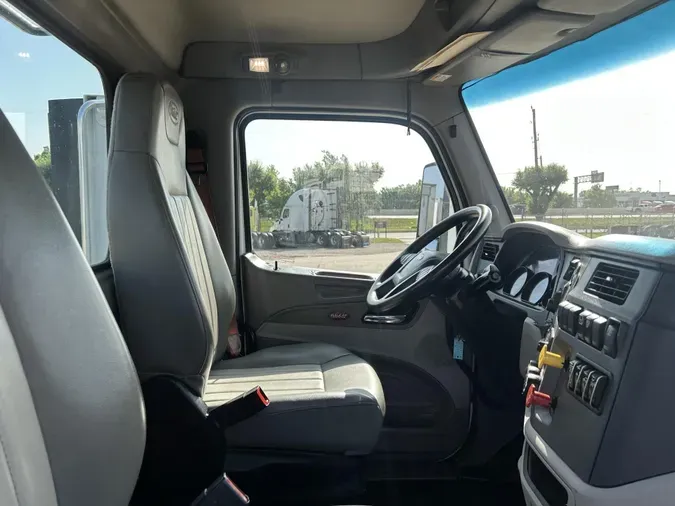 2020 Peterbilt 579