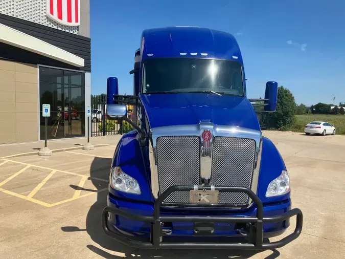 2021 Kenworth T680