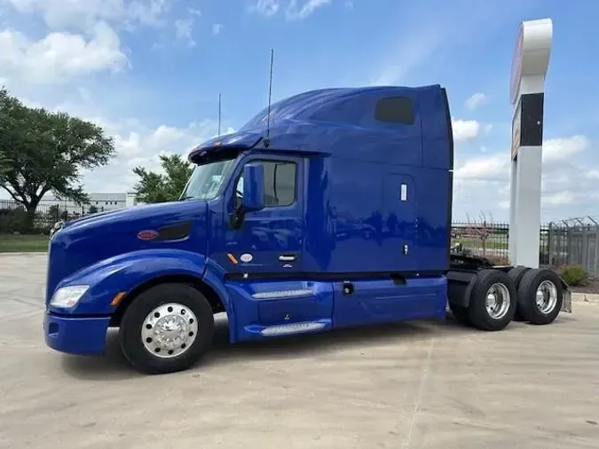 2022 Peterbilt 579