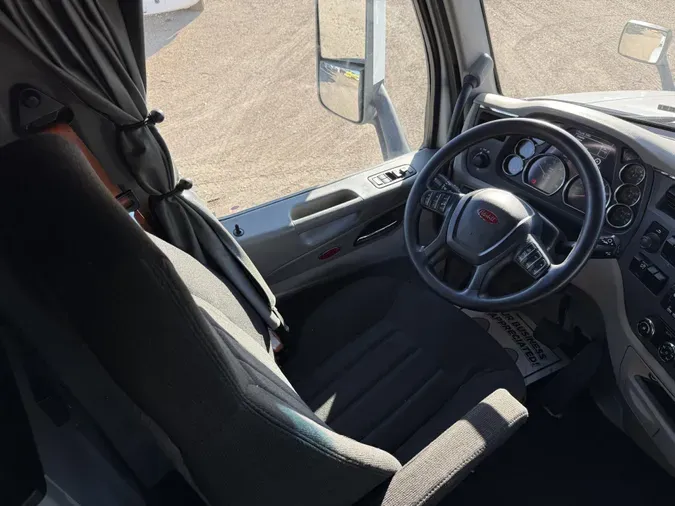 2021 Peterbilt 579