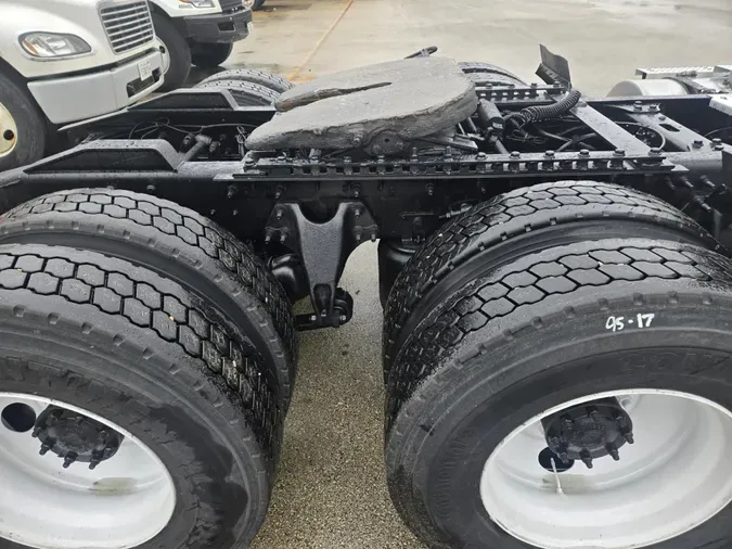 2020 International LT625