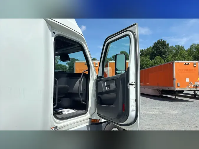2021 Freightliner Cascadia 12620fba30592a69bfe87eb8440e90449b2