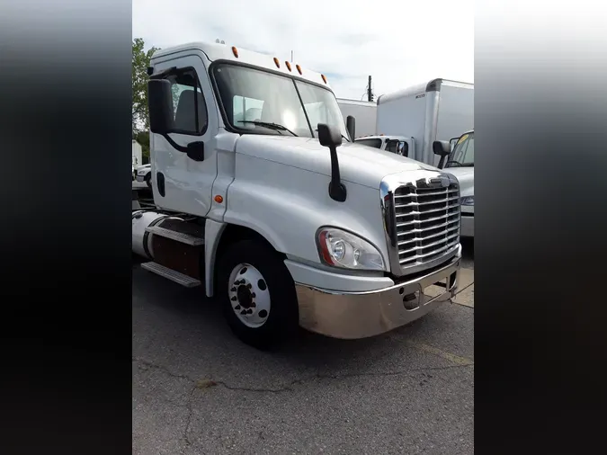 2016 FREIGHTLINER/MERCEDES CASCADIA 125