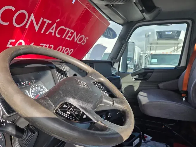 2019 NAVISTAR INTERNATIONAL LT625 DAYCAB T/A