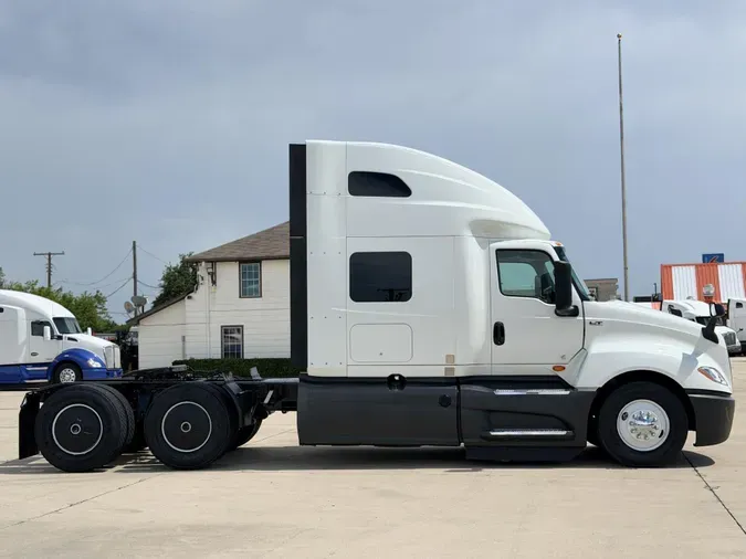 2023 International LT625